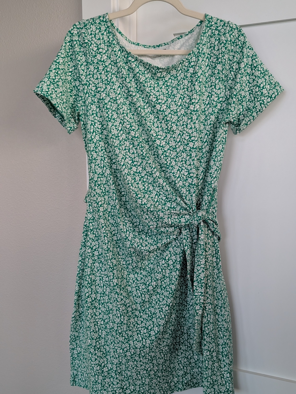 Lands' End Floral Dress Size M Green White Ditsy Tie Waist NWOT